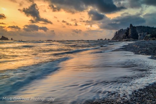 Sunset at Rialto Beach looking north toward Hole in the Wall