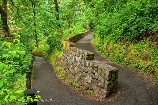 Multnomah Falls Trail Multnomah Falls; early morning on the trail to the overlook bridge