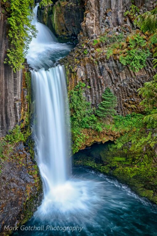 Toketee Falls on the upper Umpqua River