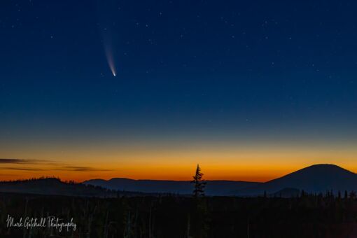 Black Butte and Comet NEOWISE C/2020 early morning Black Butte and Comet NEOWISE C/2020